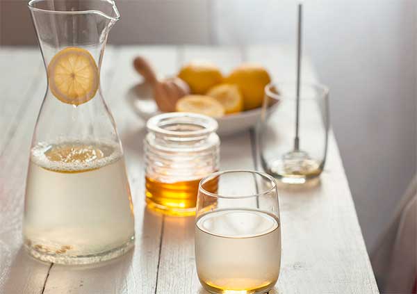 Зачем нужно каждый день пить теплую воду с медом