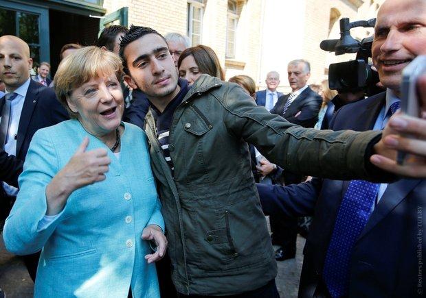 меркель сирия Лучший европейский анекдот 2015 года
