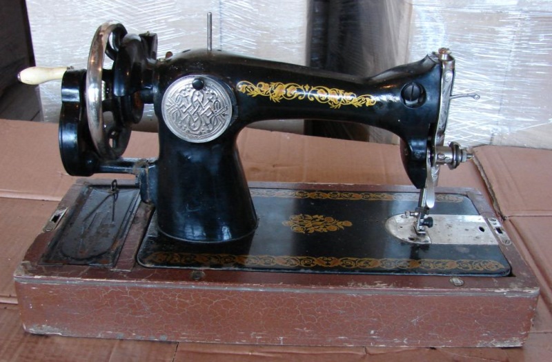 Антиквары устроили самую настоящую охоту за старыми швейными машинками. Вот почему