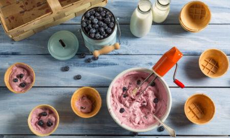 Ням-ням: 3 простых рецепта фруктового мороженого