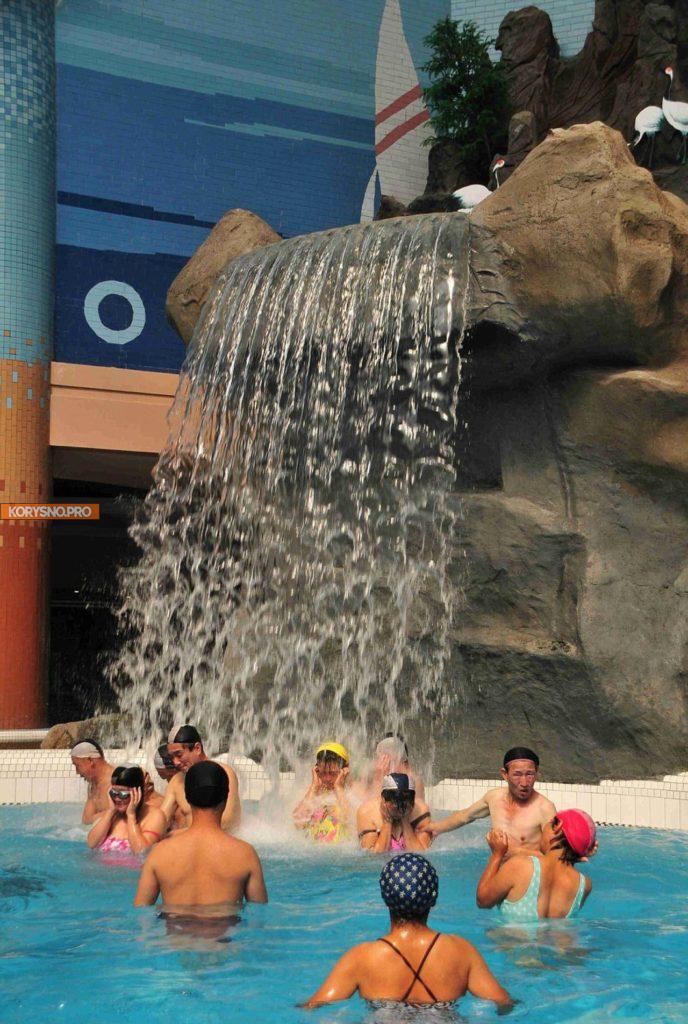 Секретные фото из аквапарка Северной Кореи