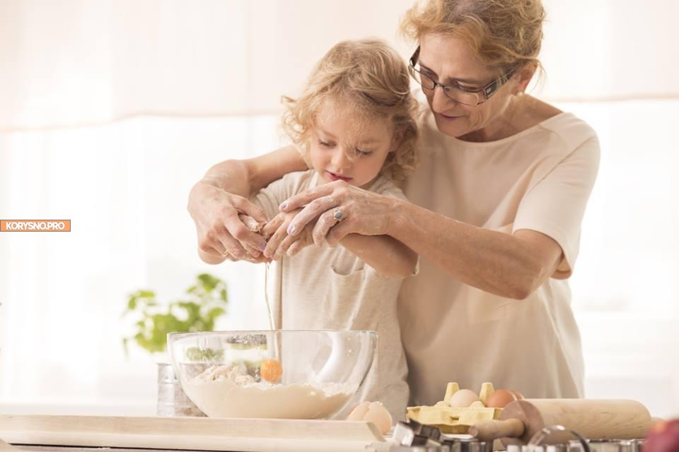 Вредные и бессмысленные советы бабушки: вот что нельзя больше делать на кухне