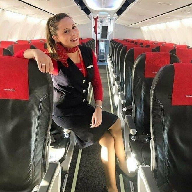 15+ фото очаровательных стюардесс, с которыми полет покажется приятным