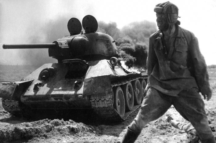 Сбежавший танк: Вымысел или реальные события легли в основу нашумевшего фильма «Т-34»