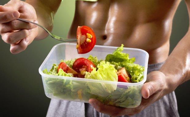 Ешь и тренируйся: секреты правильного питания перед спортзалом