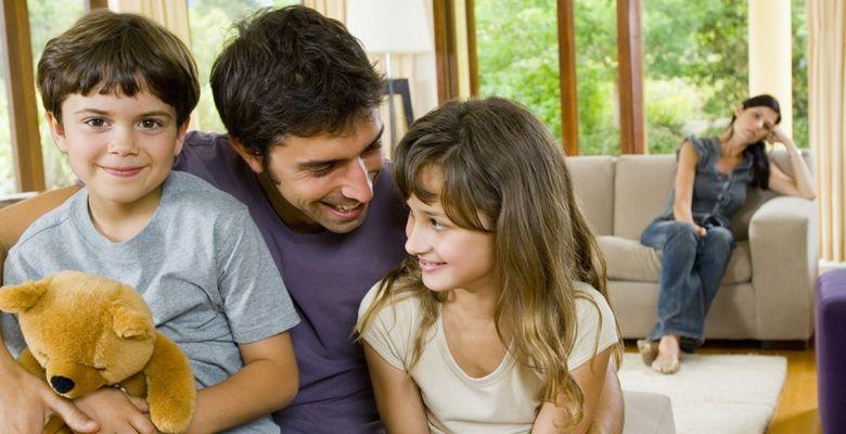 5 ошибок в общении с детьми мужа от прошлого брака, которые вам стоит избегать