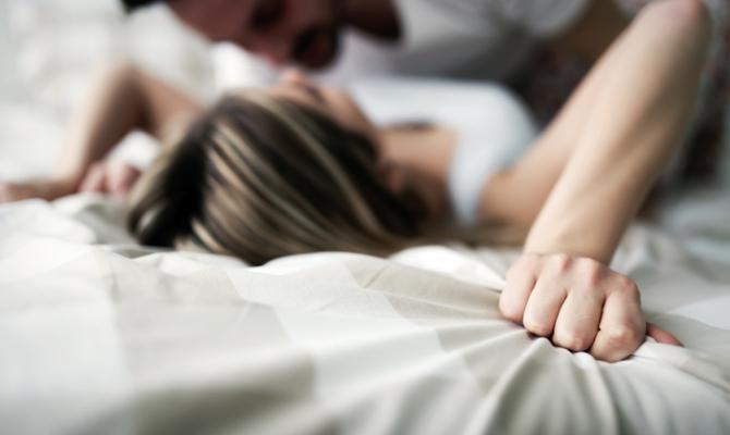 7 вещей, которые могут сделать обыденный секс шикарным