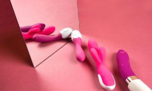 Секс-позы и секс-игрушки: как правильно совмещать?